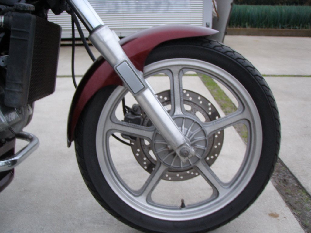 Купить мотоцикл Honda V45 Magna 1988 фото 17